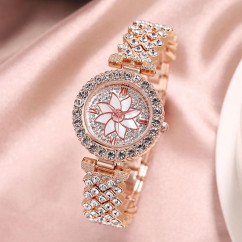 Elegant With Bracelet Gypsophila Watch Bling Bling Alloy Flower Diamond Watch Rose Gold Quartz Watch