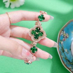 Fashion Quartz Classic Luxury Ladies Watch Bracelet Wristwatch for Women Shiny Imitation Diamond Femmes Watch