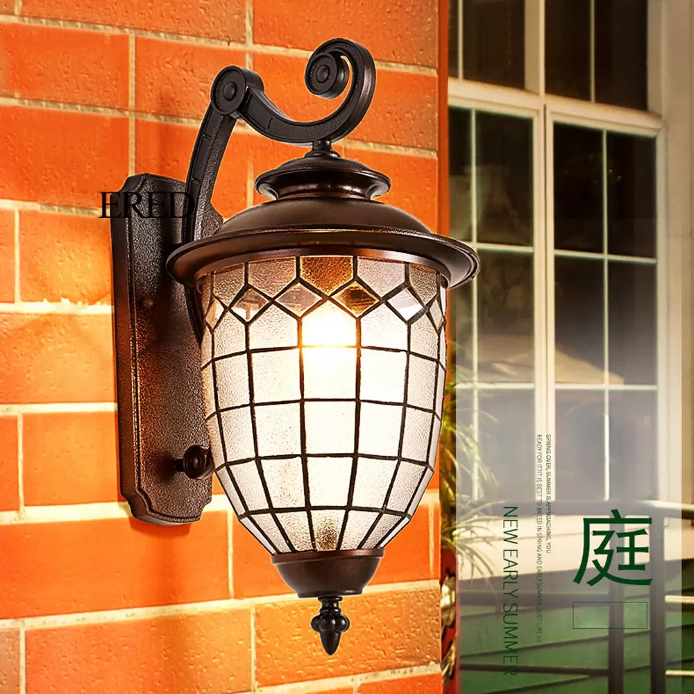 Retro style European style wall lamp